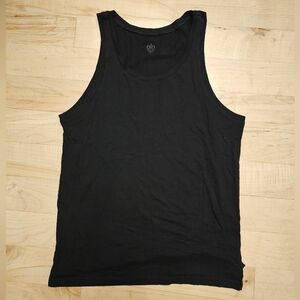 Alo Yoga Triumph Tank – Black, Men’s Size Small